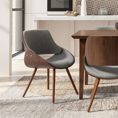 Chaise rembourrée Malden avec structure ergonomique en bois massif et style Mid-Century moderne