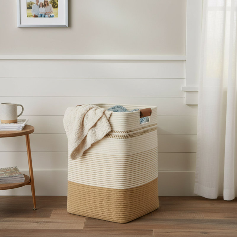 Panier à linge en coton avec poignées en cuir