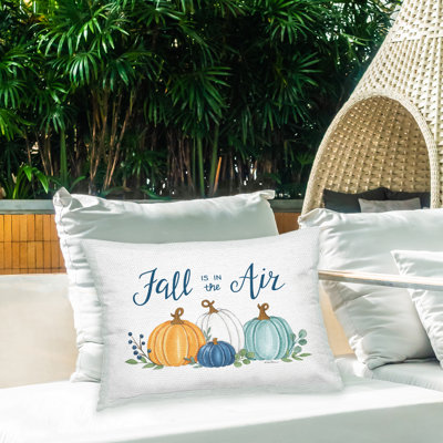 Coussin d'extérieur Fall In The Air Pumpkins par Deb Strain
