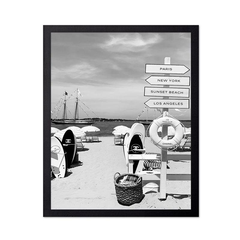 Plage tendance, Black Framed, Poster, 08"H x 10"W