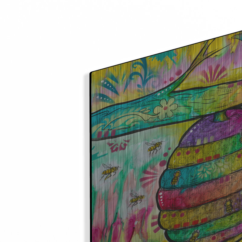 «Beehive» par Dean Russo, H 12 po x l 12 po