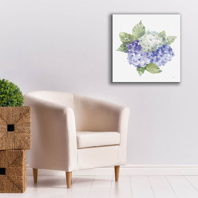 Art mural sur toile Epic Graffiti «Cottage Hydrangeas 1» par Katrina Pete