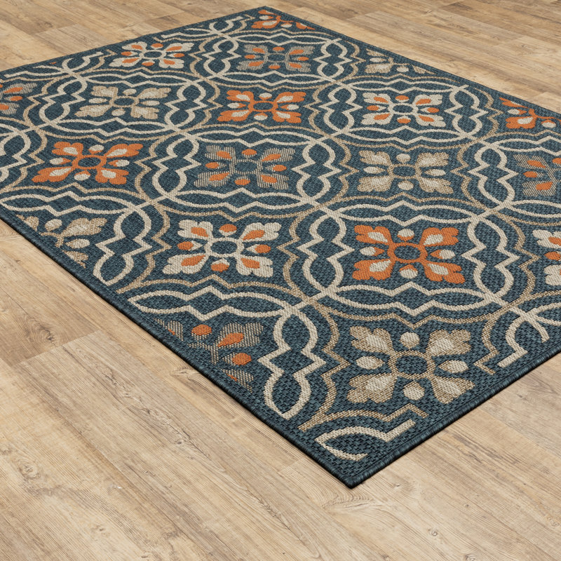 Izola Oriental Indoor/Outdoor Area Rug, Rectangle 9'10" x 12'10"