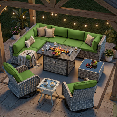 Ensemble de conversation pour patio 11 pièces avec foyer au propane, canapé modulaire en osier 7 pièces et table basse, 2 chaises berçantes pivotantes et table d'appoint