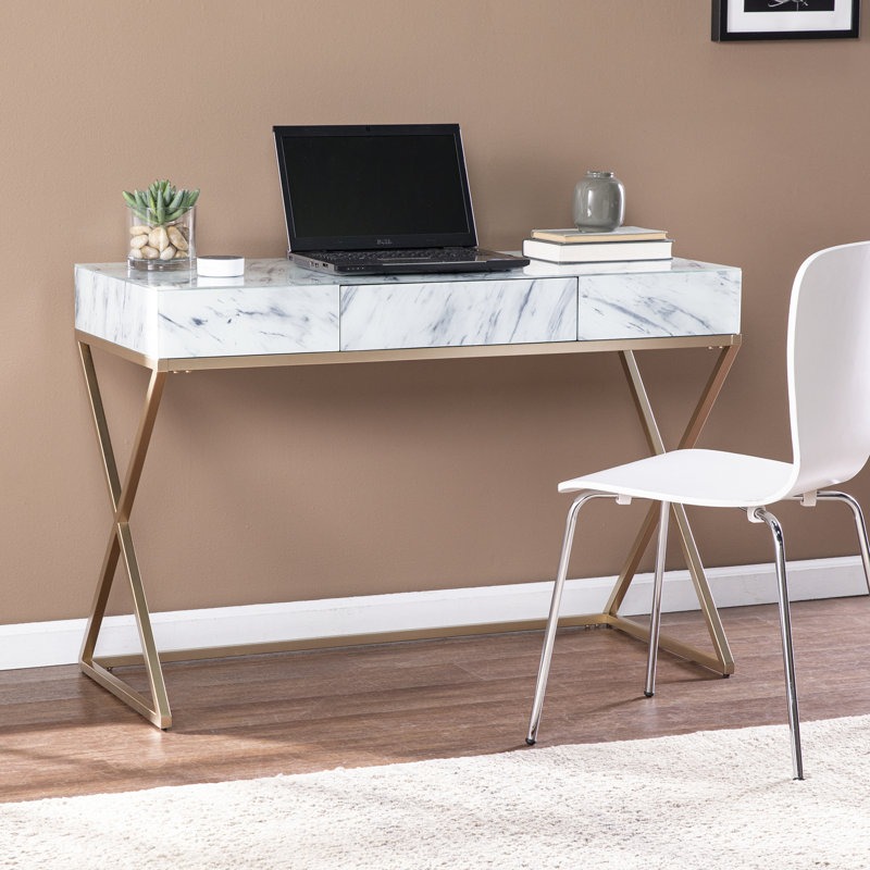 Bureau Kamblemore