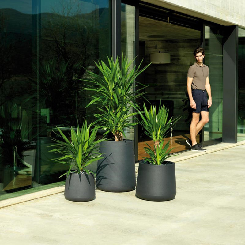 Ulm Pot Planter, Black, 23.5" H x 19.25" W x 19.25" D