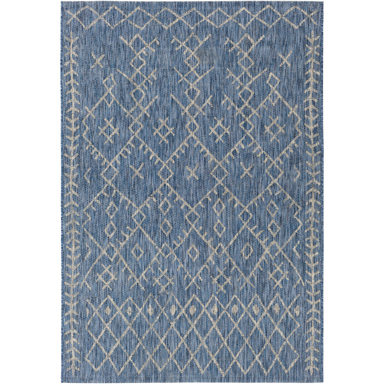 Hilrich Geometric Indoor / Outdoor Rug