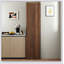 Armoire de cuisine autoportante avec de grandes tablettes et supports latéraux, parfaite pour le rangement organisé dans la cuisine, le salon et la salle à manger