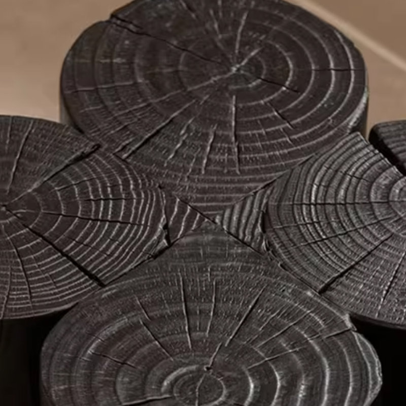 Table basse en bois au design unique et unique