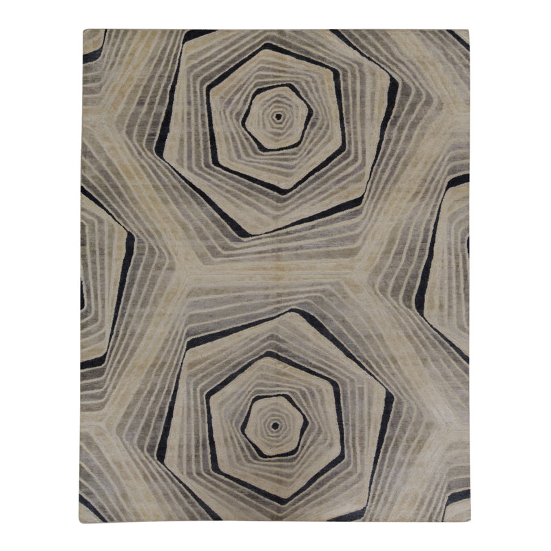 Canterbury Geometric Area Rug in Gray
