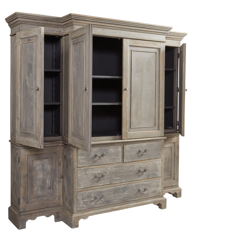 Churchill Entertainment Center