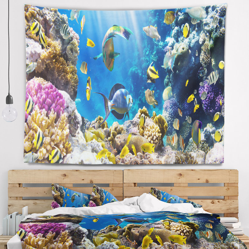 Photographie poisson dans la tapisserie de récif de corail Seascape, H 32 po x l 39 po
