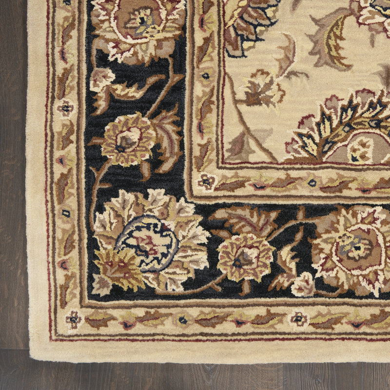 Deguzman Wool Oriental Indoor Rug, Rectangle 5'6" x 8'6"