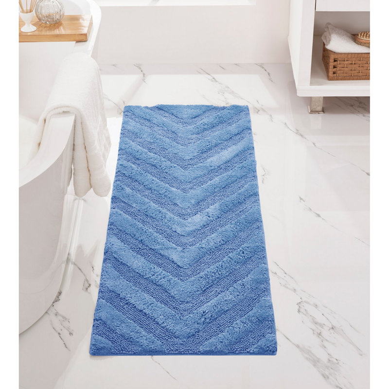 Tapis pour salle de bain touffeté à 100% coton Branston 1990 GSM avec envers antidérapant, certifié OEKO-TEX, lavable à la machine, motif à chevrons luxueux, tapis de salle de bain ultra doux et absorbant, tapis de couloir 20 po x 60 po, bleu foncé