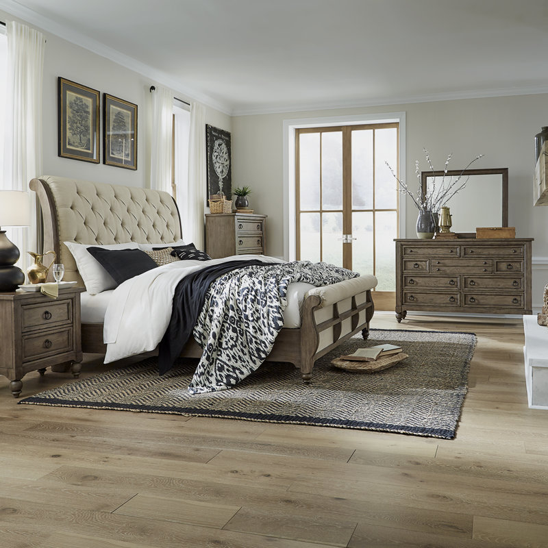 Aisja King Sleigh Bed, Dresser & Mirror, Chest, and Nightstand Bedroom Set, King