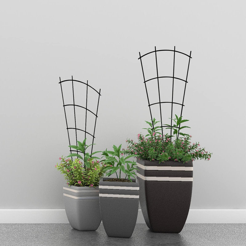Metal Fan Trellis, 109cm H x 43cm W x 0.5cm D