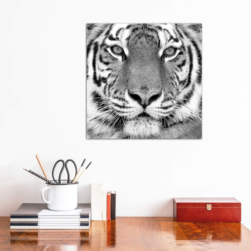«Tiger» par PhotoINC Studio - impression d'art graphique, H 18 po x l 18 po x 1,5 po, Toile tendue