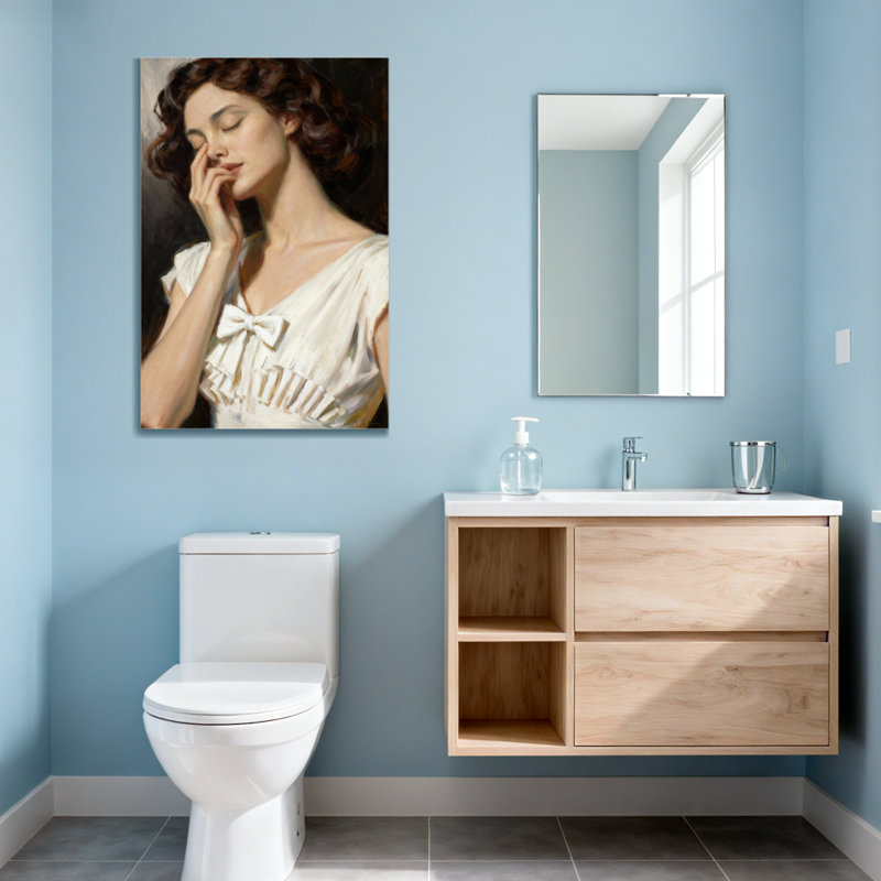 Femme à la mode en robe blanche aux yeux fermés, H 18 po x l 12 po