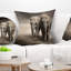 Éléphant en mouvement - Coussin imprimé animal-29516332-29516335