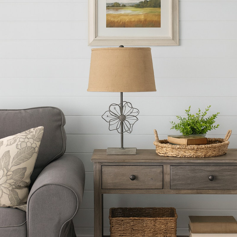Artistic Floral Table Lamp