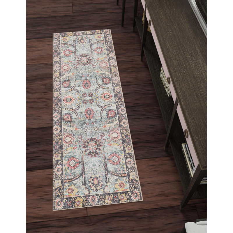 Bungalow Rose Ariel Timeless Rug, Tapis de couloir 2 pi 7 po x 10 pi