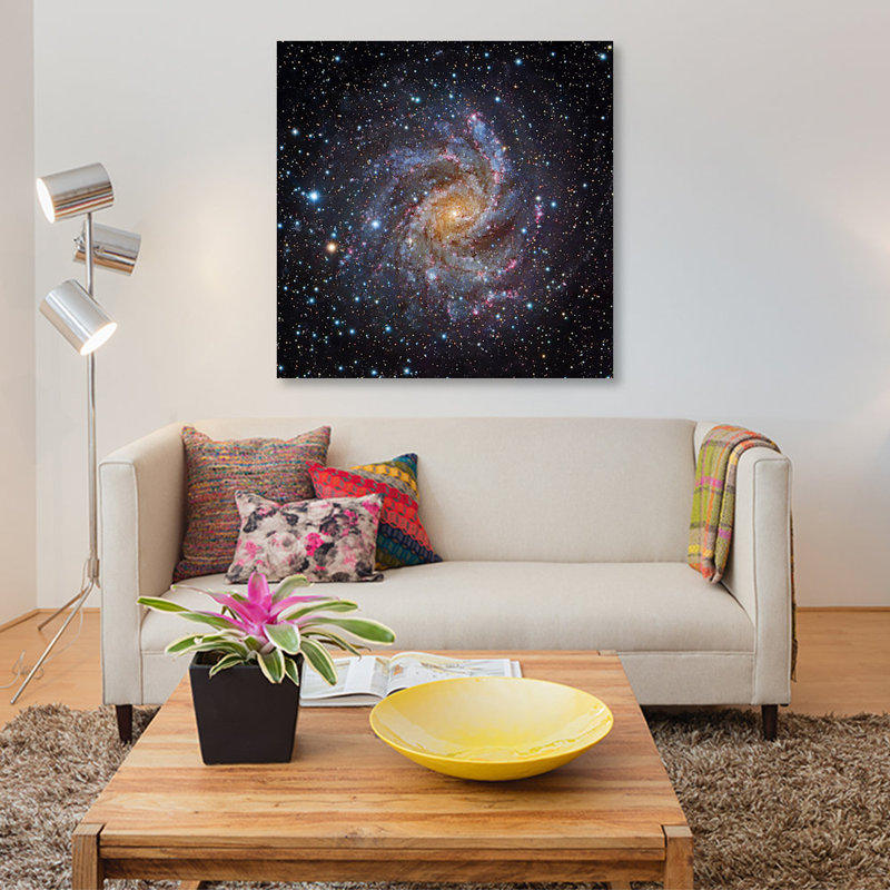 «Spiral Galaxy in Cepheus (NGC 6946)», impression sur toile, H 12 po x l 12 po x P 1,5 po, Toile tendue, Pas de tapis