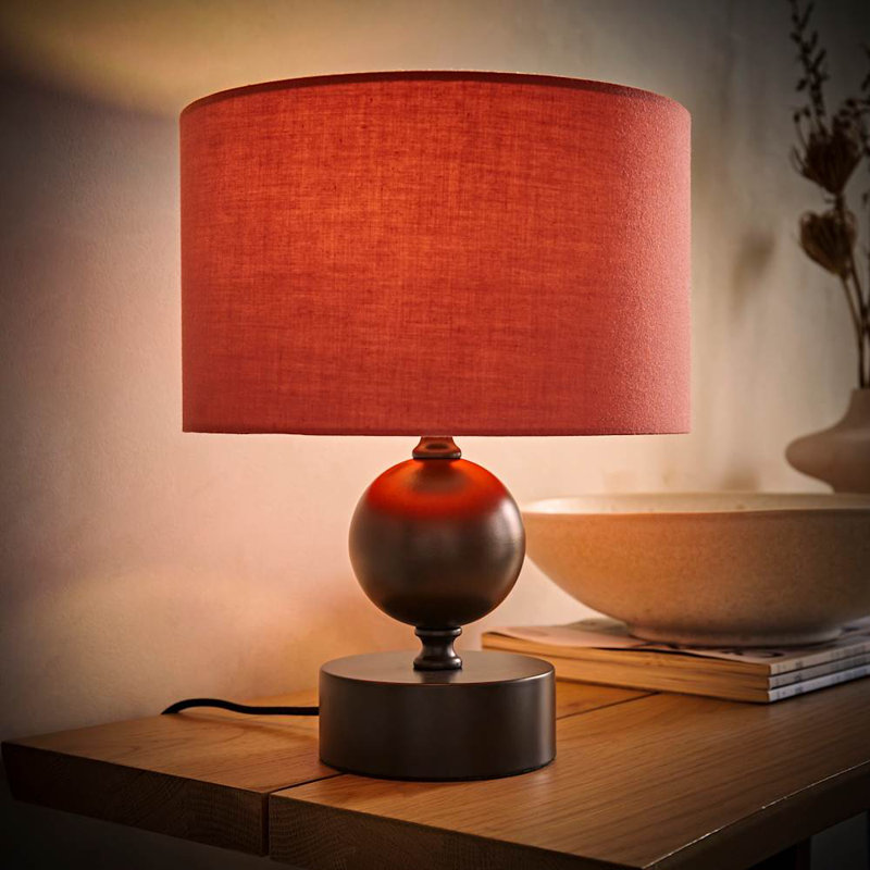 Coelho Metal Table Lamp, Red