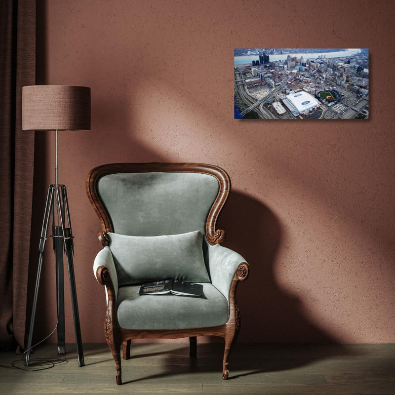 Ford Field, 9" H x 18" W