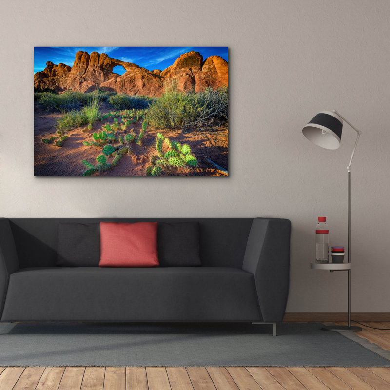 «Skyline Arch At Sunset» par Rick Berk, art mural sur toile, 60 po x 40 po, H 40 po x l 60 po x P 1,5 po