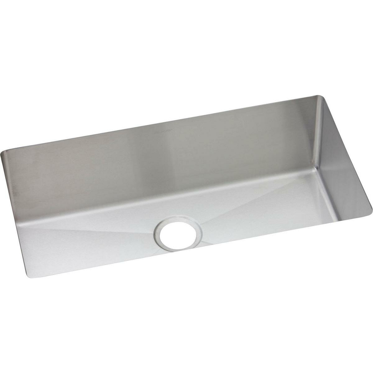 https://assets.wfcdn.com/im/72034790/compr-r85/6030/60309354/crosstown-16-gauge-33-l-x-18-w-undermount-kitchen-sink.jpg