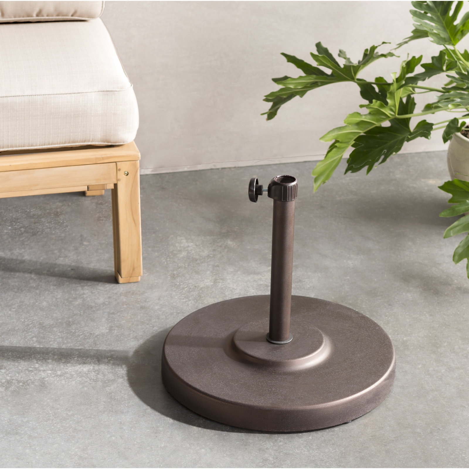 Harmonee Metal Free Standing Umbrella Base, Bronze