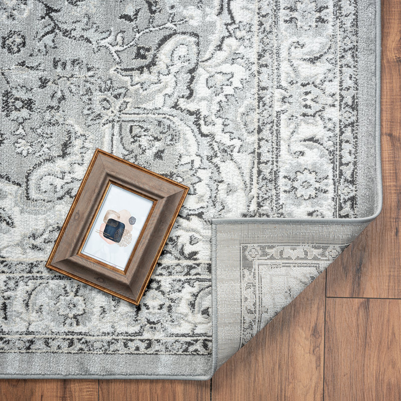 Dorsett Oriental Indoor Rug, Rectangle 9' x 12'