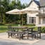 Ensemble de salle à manger 5 pièces en PEHD avec trou pour parasol, table de patio résistante aux intempéries avec 2 chaises et 2 bancs, ensemble de mobilier de jardin toutes saisons