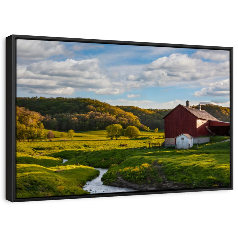 Nature «Green Fields Red Barn Wall Art», H 21 po x l 31 po