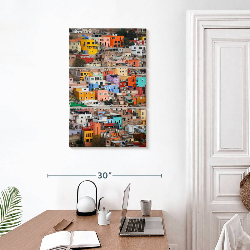 Guanajuato Favela, 32" H x 20" W