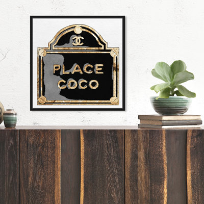 «Fashion and Glam the Place Road Sign», impression sur toile