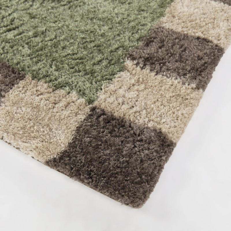 Franklin Green Geometric Border Area Rug, Rectangle 5'3" x 7'