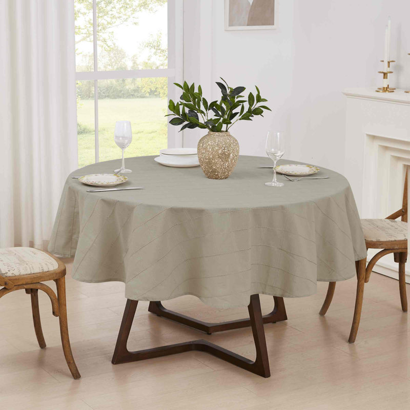 Izod Chadwick Linen 70" Round Tablecloth, Tan