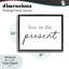 Cadre flottant Live In The Présent, design par Lettré et doublé-1931120982-1931120981
