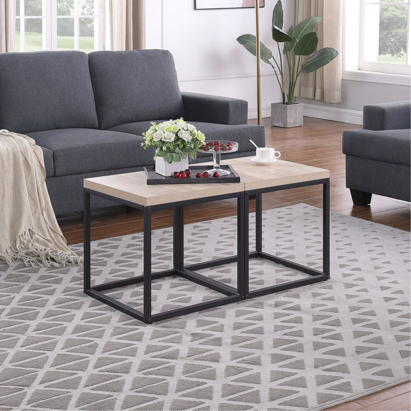 Lot de 2 tables d'appoint rectangulaires et minces en chêne naturel, idéales pour diverses pièces, spacieuses et robustes.