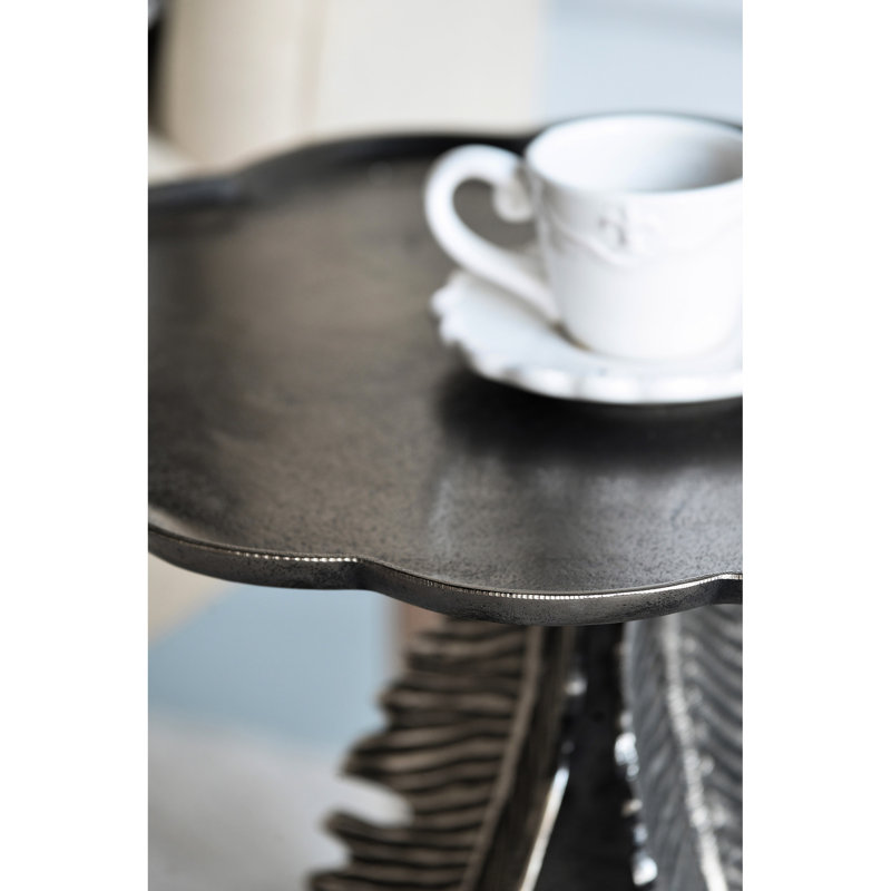 Table d'appoint en aluminium à thème feuille d'aluminium avec charisme feuille d'argent antique