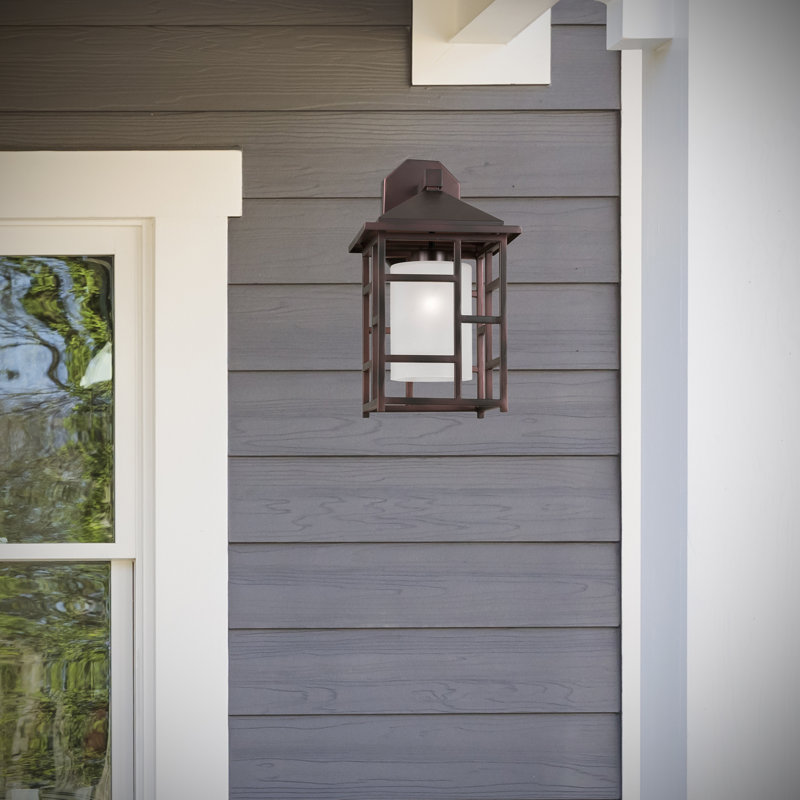 Lanterne murale d’extérieur 1 luminosité Rowen, H 15 po x l 8,5 po x P 9,3 po