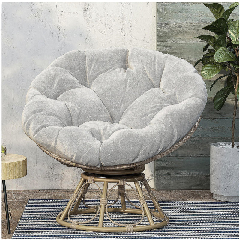 Simple and stylish, basic decorative chair