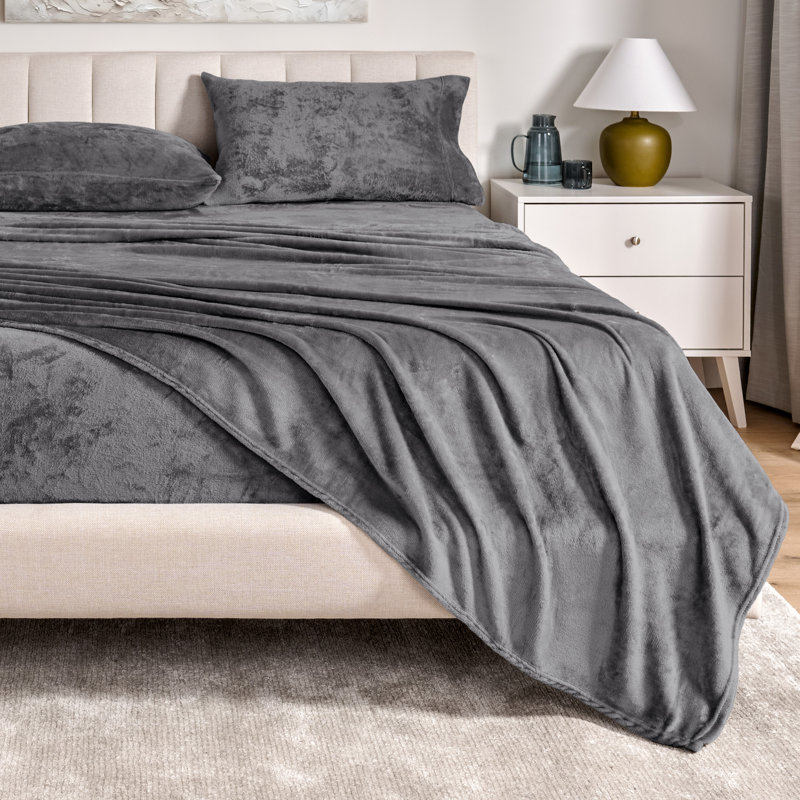 Microplush Sheet Set, Queen Sheet Set + 1 Fitted Sheet + 2 Pillowcases, Gray