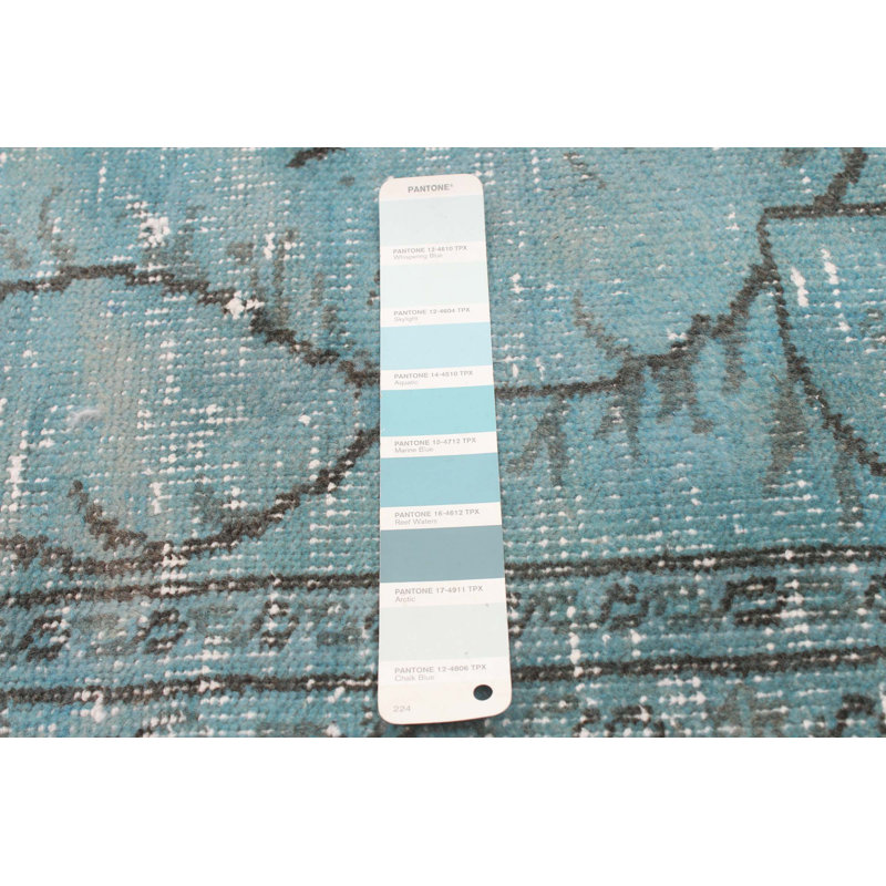 Tapis turquoise à transition de couleur 5 pi 8 po x 8 pi 9 po
