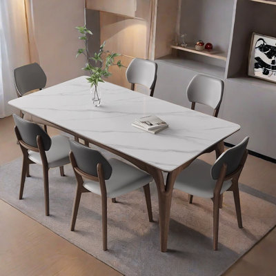 Ensemble de table et chaises de salle à manger en bois de frêne blanc.
