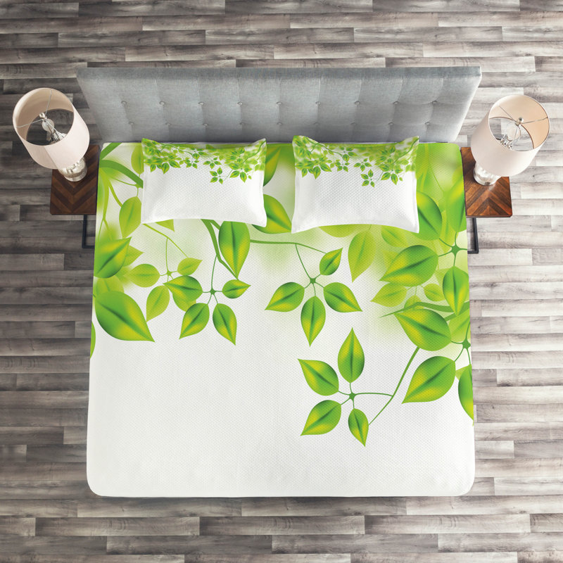 Farmhouse / Country Polyester Floral Coverlet
