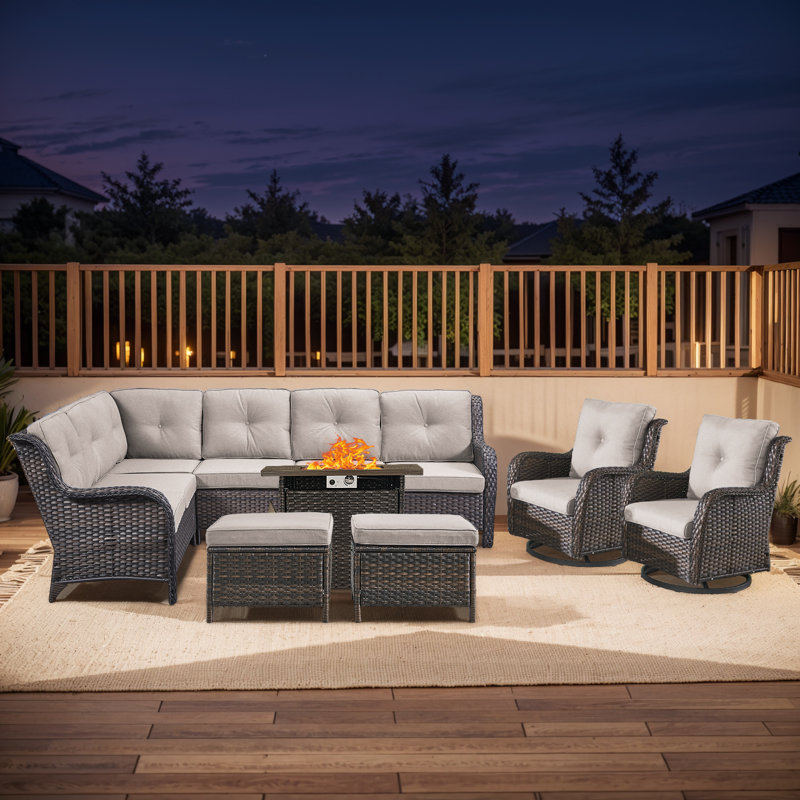 Ensemble de conversation pour patio pour 7 personnes Carolina Wicker avec coussins et foyer, Beige, Brun