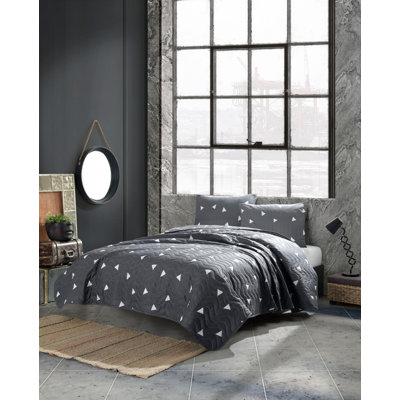 Quilt Set with Pillowcases, All-Season Lightweight, Digitally Printed Design, 65% Cotton – Soft, Durable, Machine Washable
