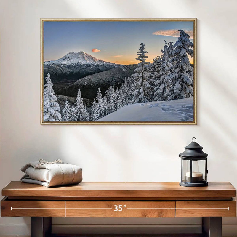 Mont Rainier Sunrise, 25 po x 17 po, Cadre flottant en bois naturel